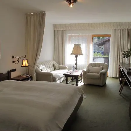Tonihof 3*